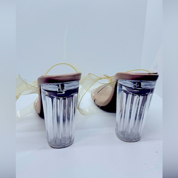 Size 10. Clear Block Heel. - Picture 1 of 4